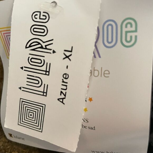 New with tags LuLaRoe Azure patterned skirt, size XL. - Picture 4 of 5